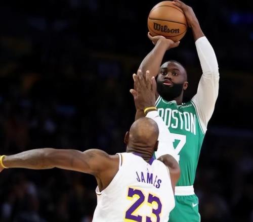 马爾康独中,四元,戴維森建功,开云体育,开云体育app,开云体育官网,开云体育下载,开云体育入口