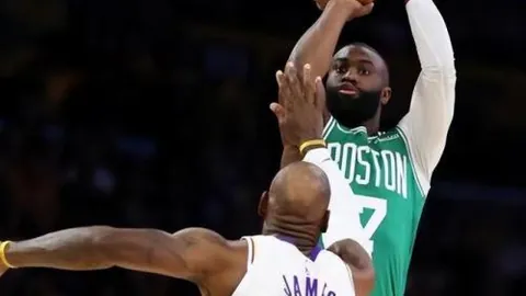 马爾康独中四元，戴維森建功，武汉三镇12轮5-1横扫北京国安